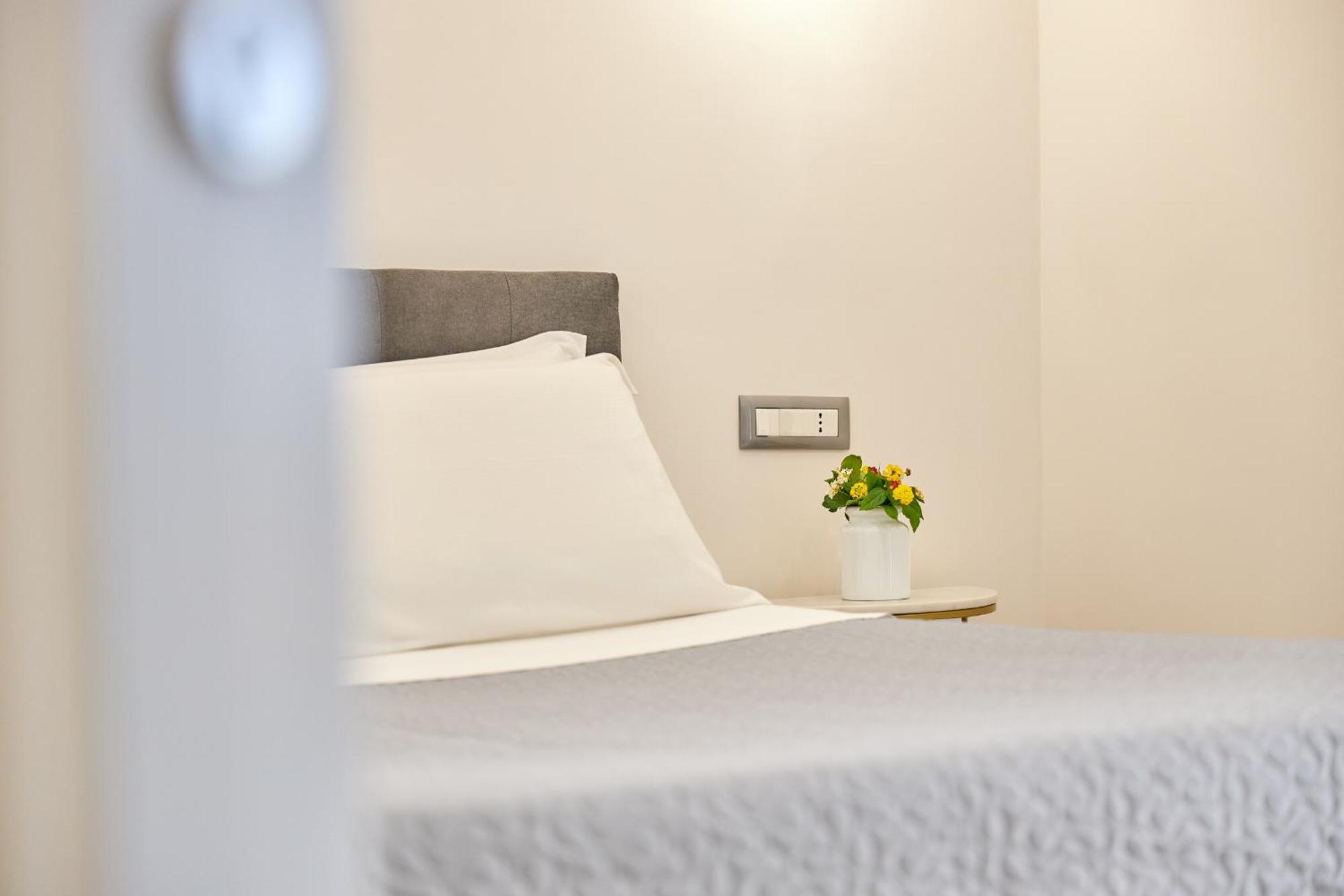 Residenza D'Epoca Tamara Aparthotel กัสเตลลาบาเต ภายนอก รูปภาพ